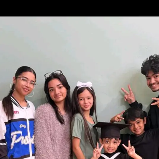 The Manie Mom of 6