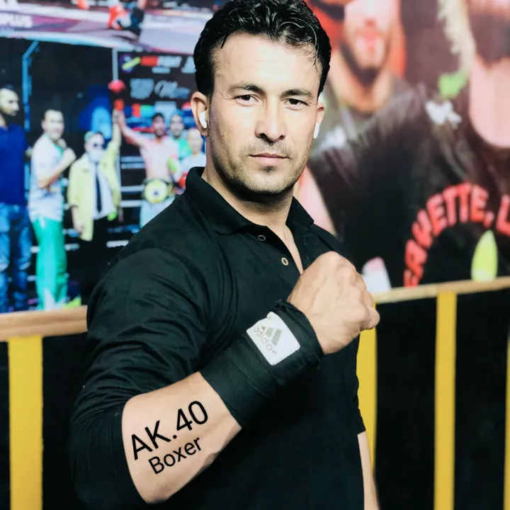 A Khan Boxer (40)