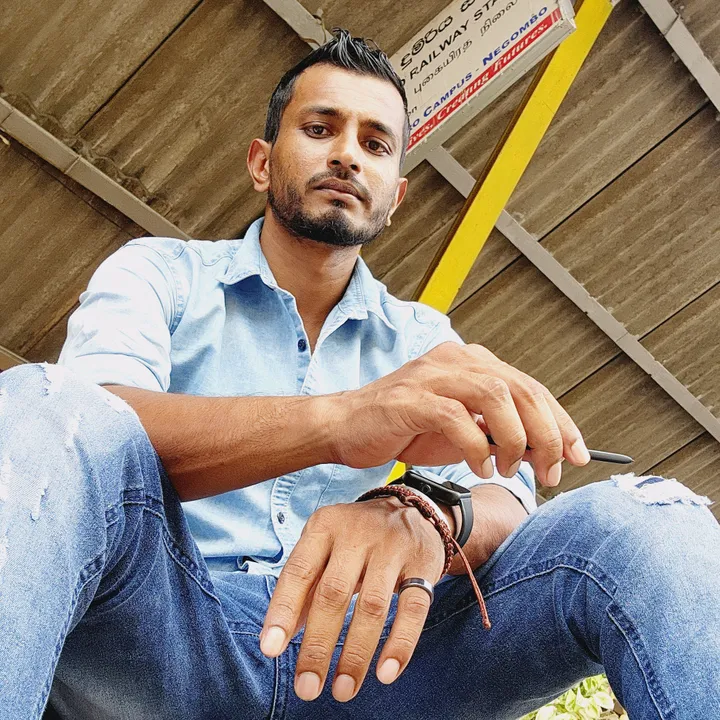 🌷♢  𝕀𝐬υяỮ  🐸💀