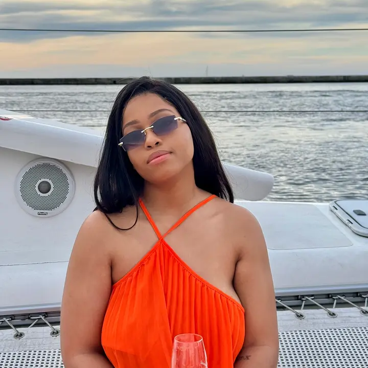 Desiree | Tech | Travel ✨