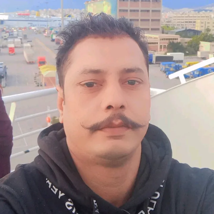 Razi 🧣Samma555🪔🇵🇰🇬🇷