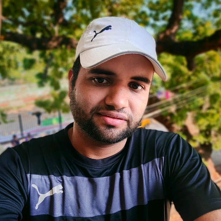 neem khanal 🇳🇵🇯🇵