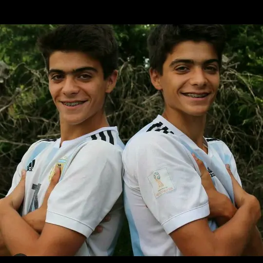 Jovenes Futbolistas