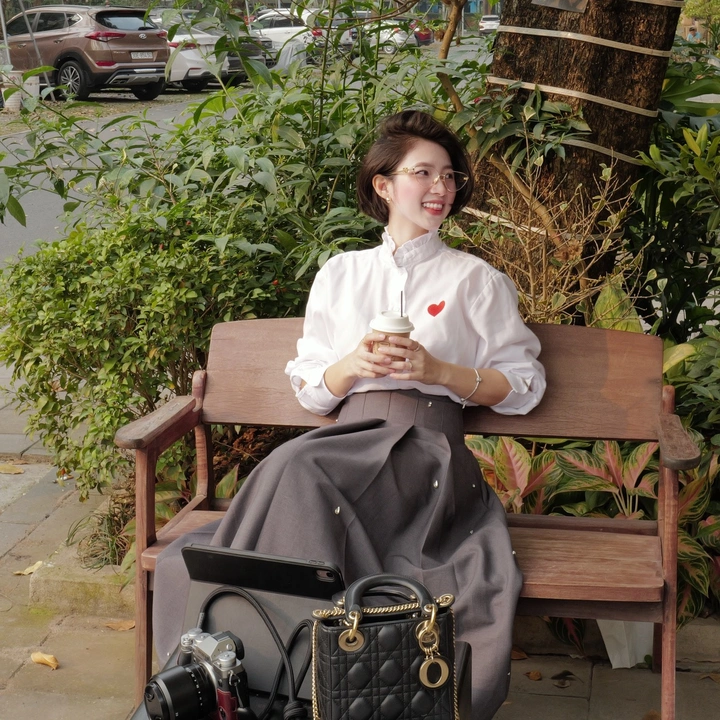 Minh Hằng _ BOHEE & HEHEHIHI