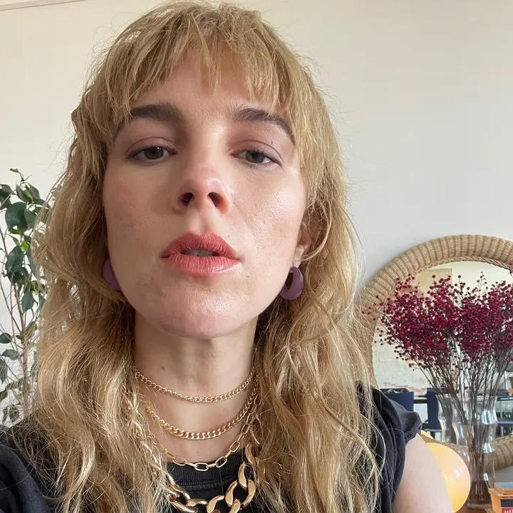 Amber | Cultural Commentary