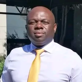 Raymond segodi