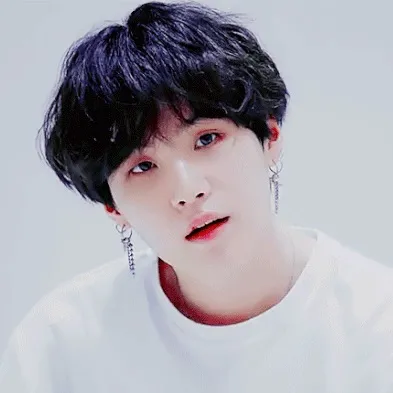 Yoongi’s REALL wife