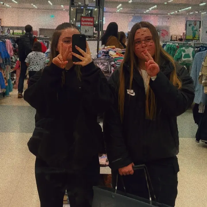 𝑱 𝑨 𝑺 𝑴 𝑰 𝑵 𝑬 ꨄ