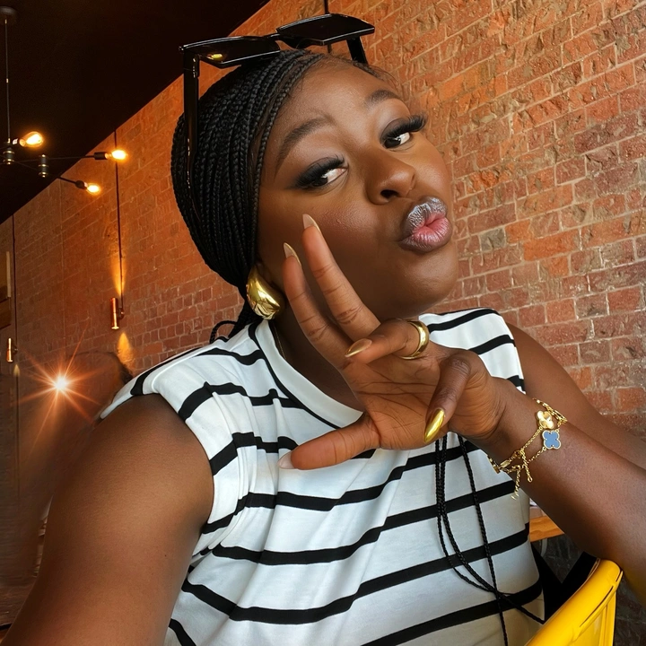 Reeniezhair | Brisbane-Based