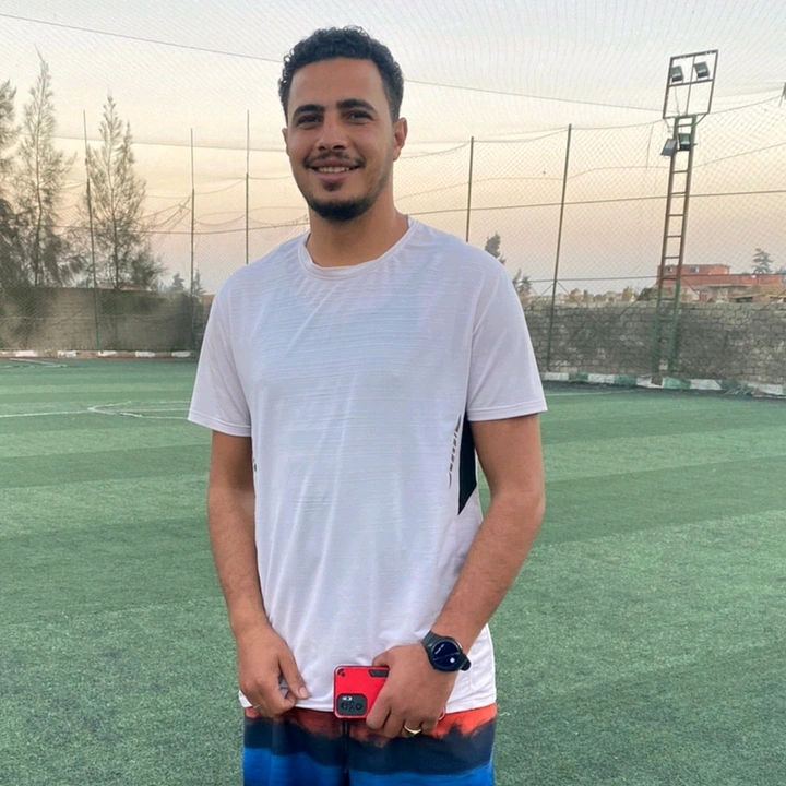 Amr Al Hindawy ☑️