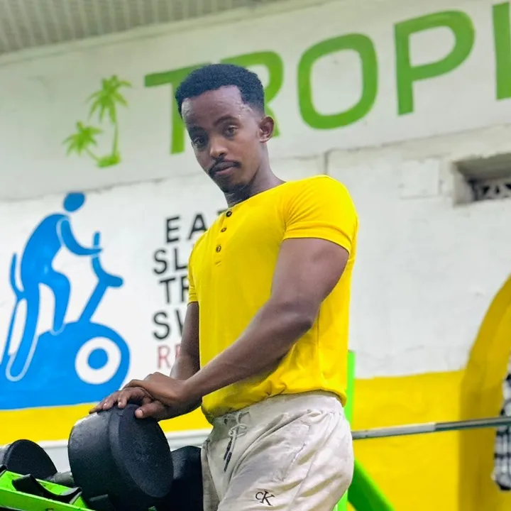 Giiroow🇸🇴🫡💪