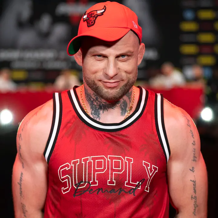 Szuli_MMA