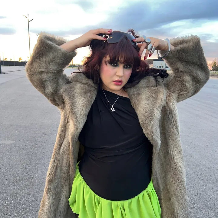 ✩ 𝒢𝒶𝓁 𝒾𝓃 𝒷ℴℴ𝓉𝓈 ✩