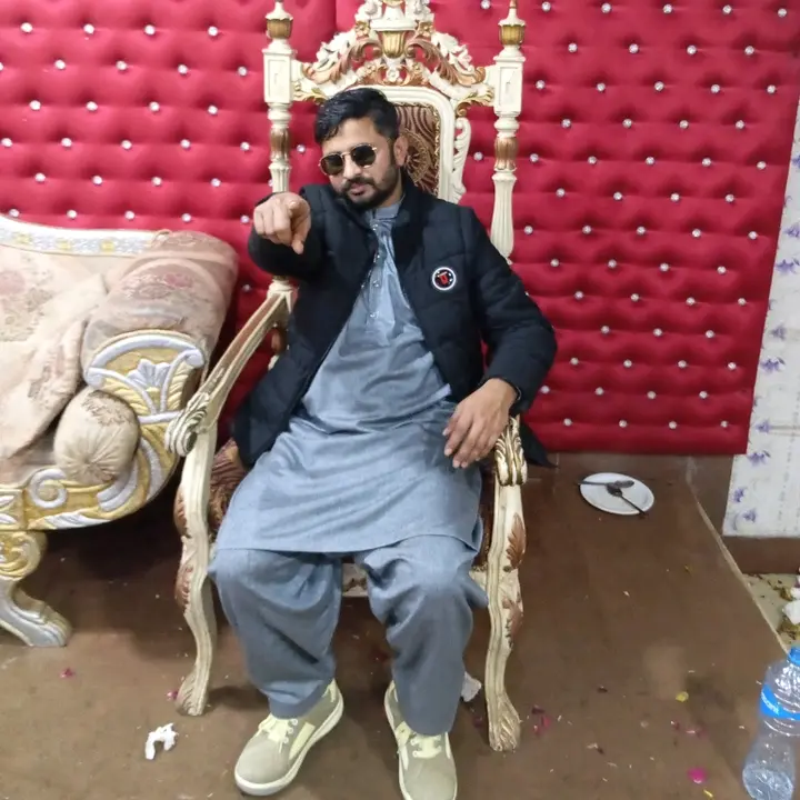 🦅🚩 ملک بادشاہ🥷🦅