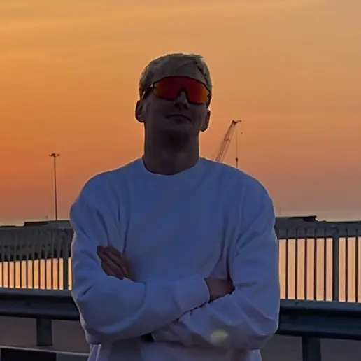 Daniel Makarov 🎵