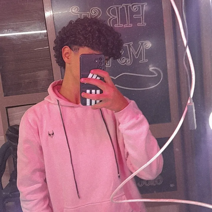 𝑠𝑢𝑙𝑡𝑎𝑛