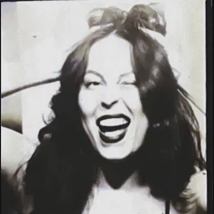 izzy ✰