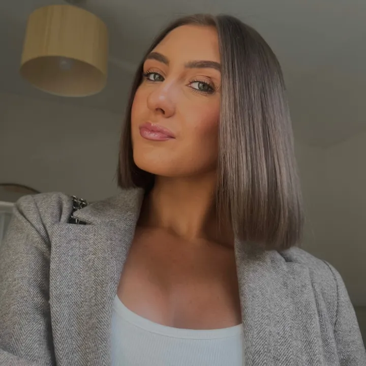 elliecainx