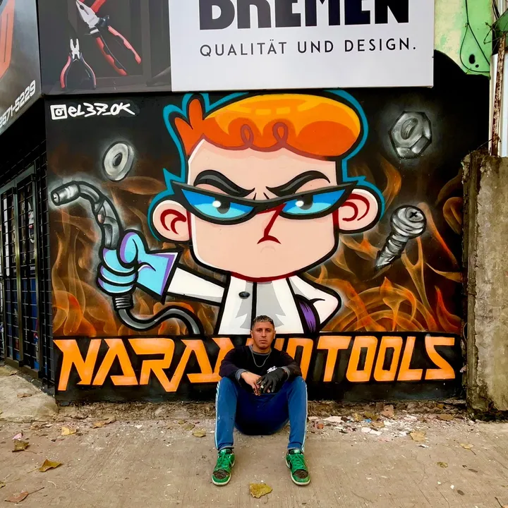 Emma Flores graffiti mural