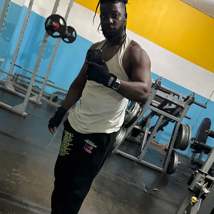 🇨 🇭 🇦 🇮Fitness𒆜一═デ︻