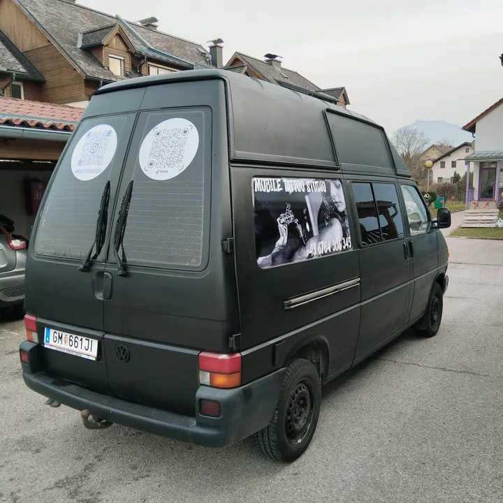 Mobile Tattoo Studio