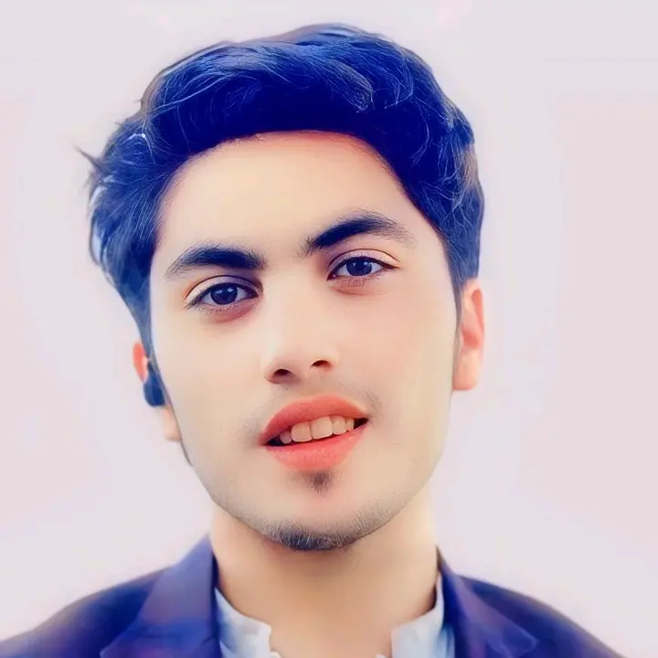 AhMaDi KHAN