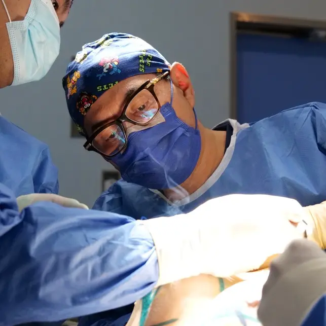 Dr. Carlos Buritica