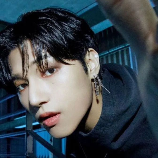 alex ⋆⭒˚.⋆ 🏴‍☠️