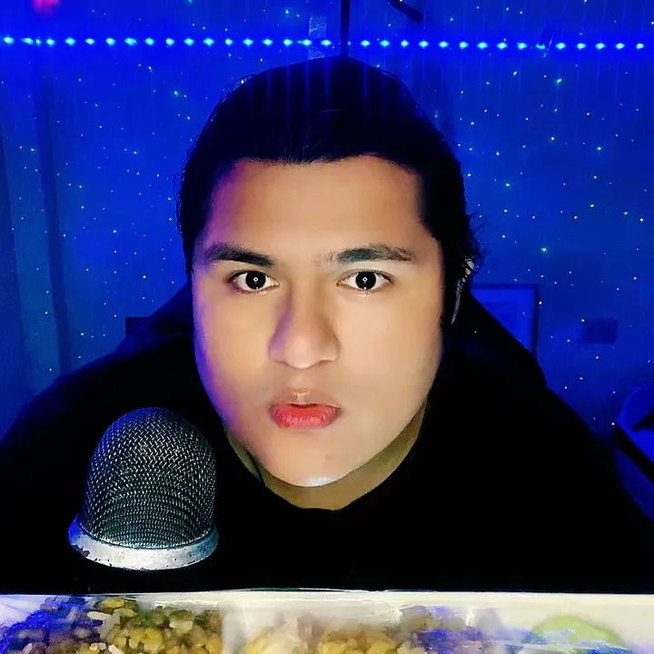🍷⚔️EDDY_Q_ASMR⚔️🍷