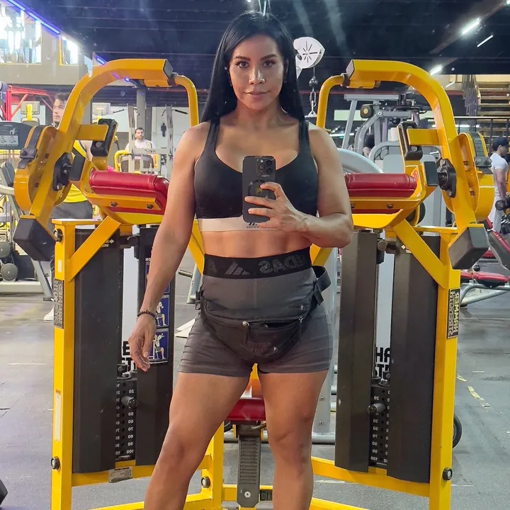 Alessandra flores