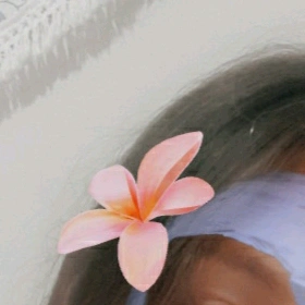 <3