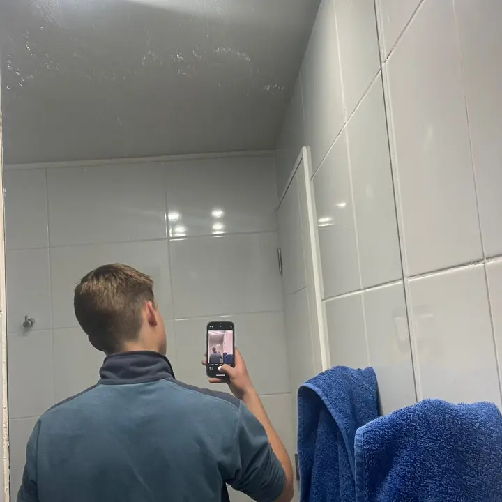 Benja L