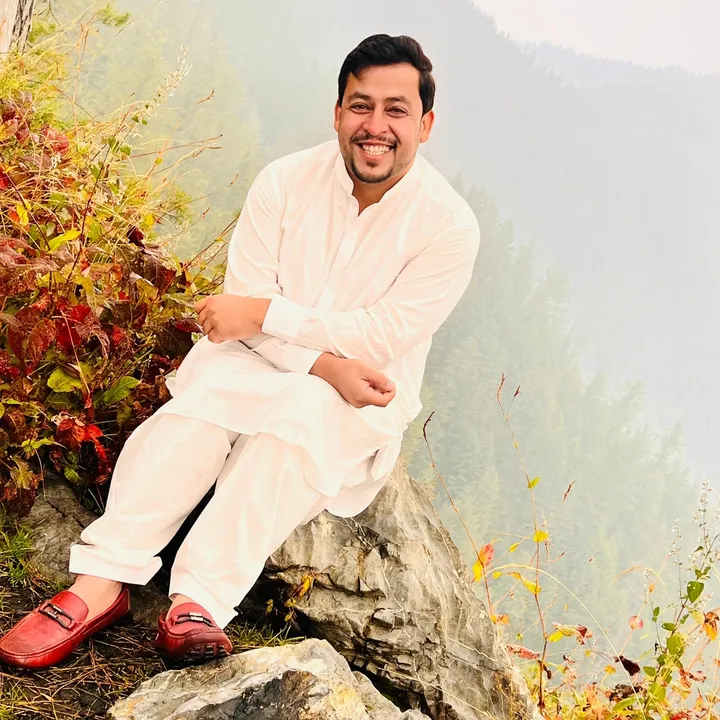 Dr Asif
