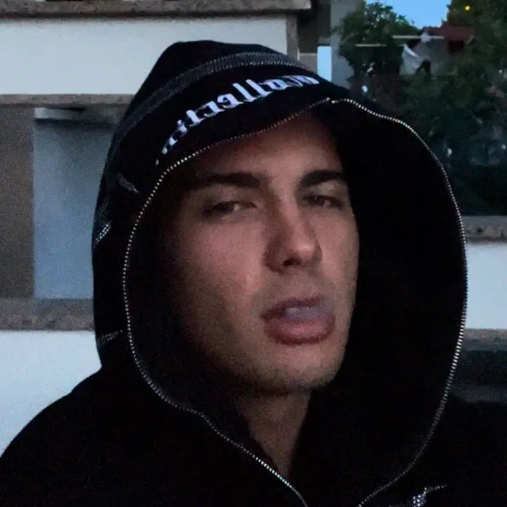 PYT