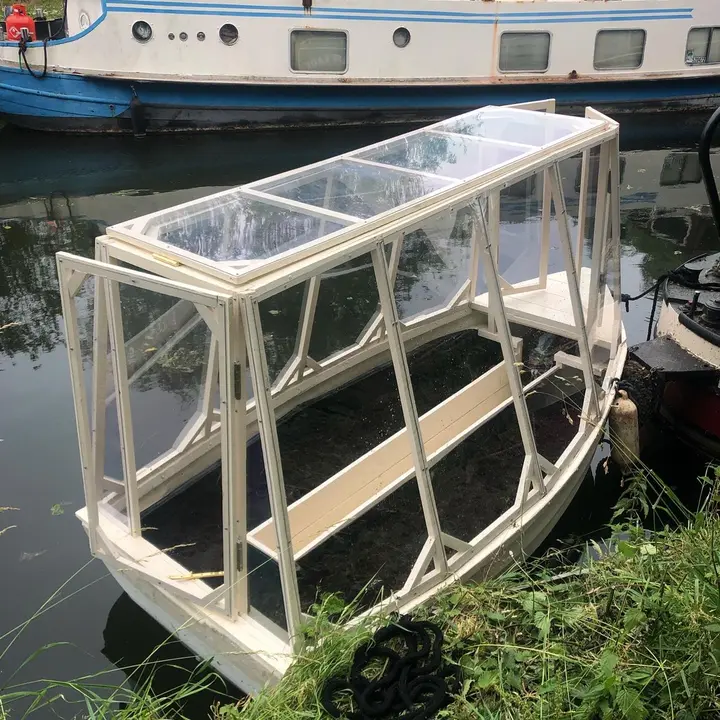 juliethefloatinggreenhouse