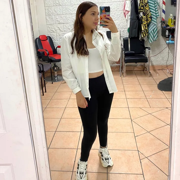 nallely fdz🤍🌷