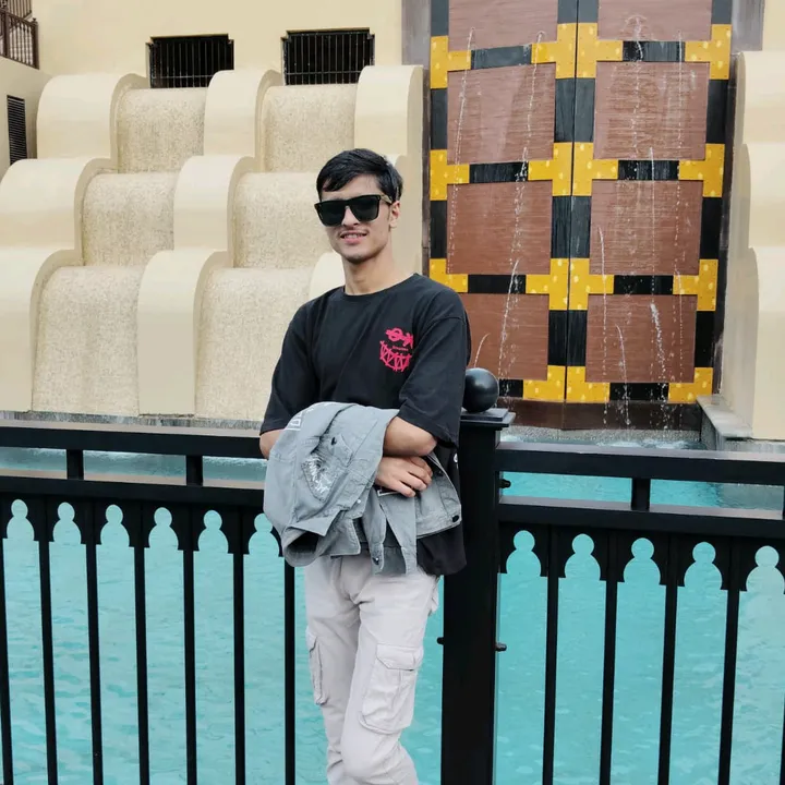 Naru🇦🇪