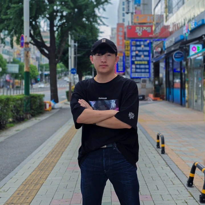 🇰🇷찬🐲ບ່າວ ມົ້ງລໍ່ 🐲