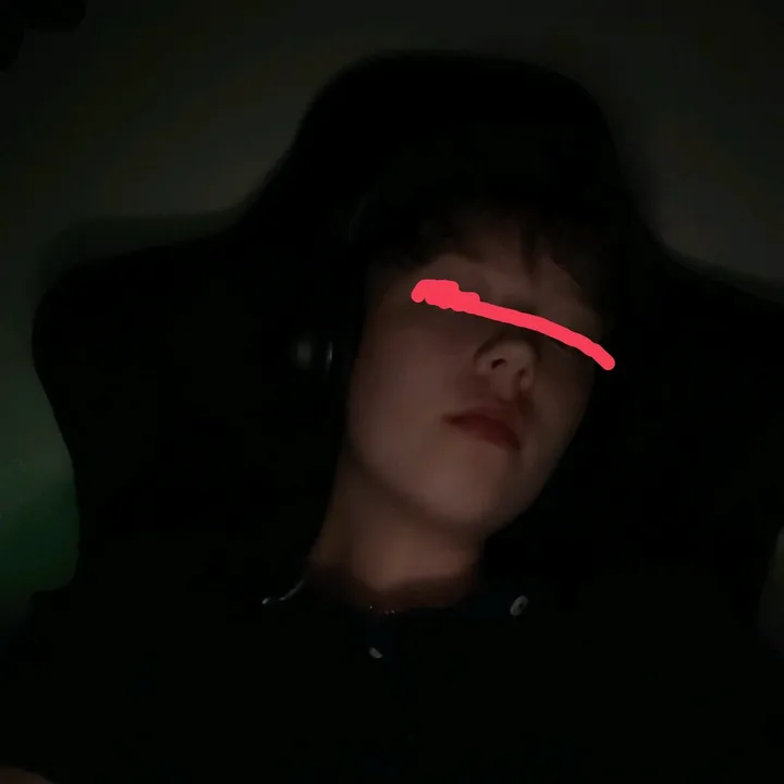 ︎︎