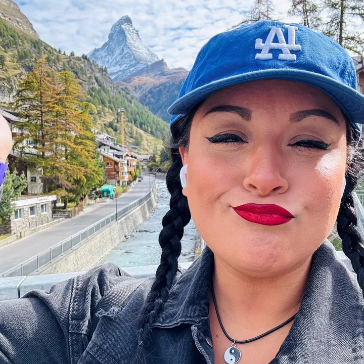 Erica | Solo Traveler 🌎