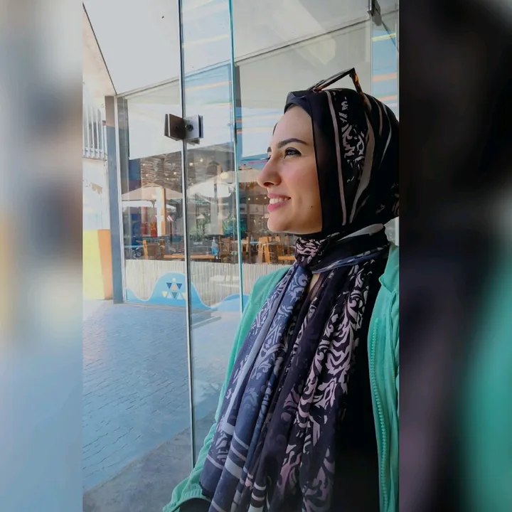 Dr.Rana Reda