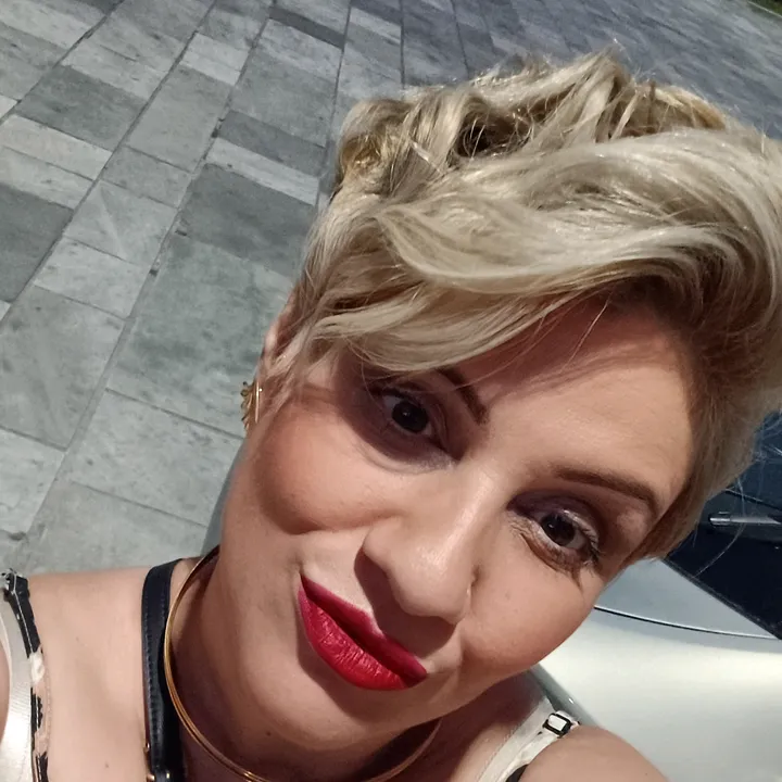 Νικολέττα Νάννου