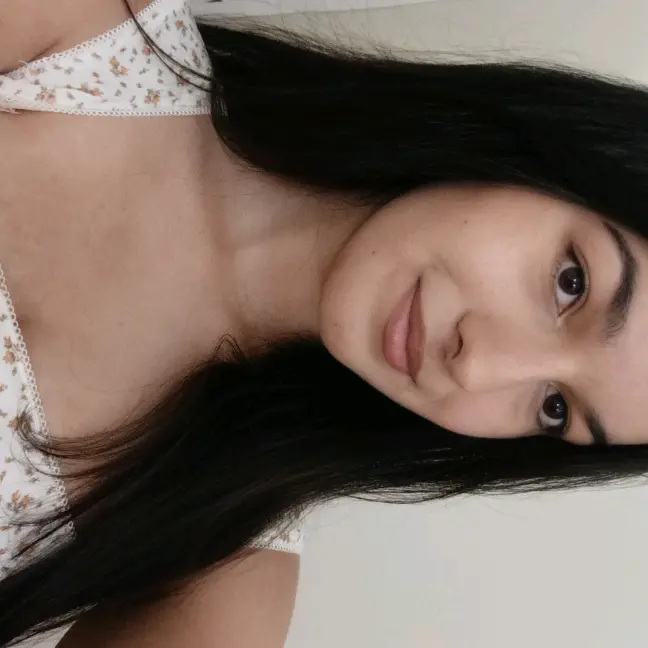 Flora🥀