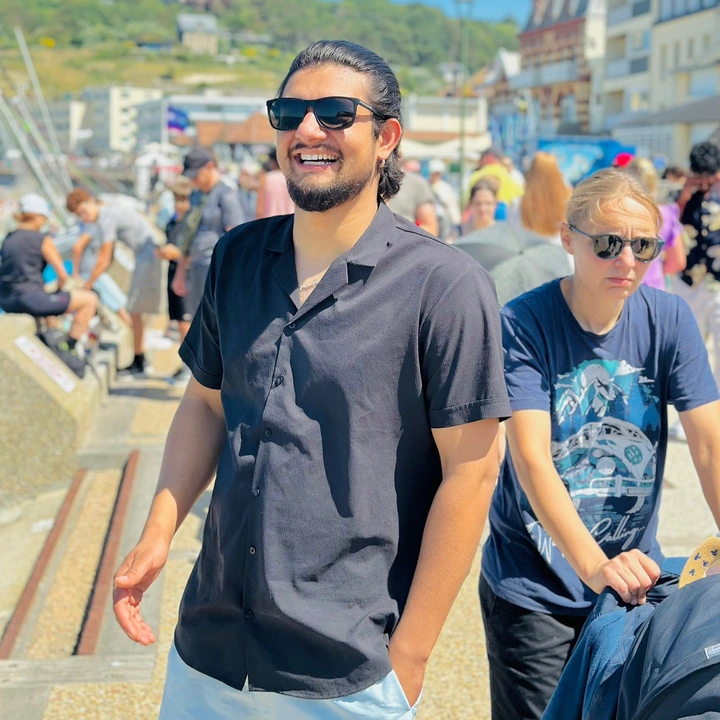 arsaljatt03 🇫🇷❤️🇵🇰