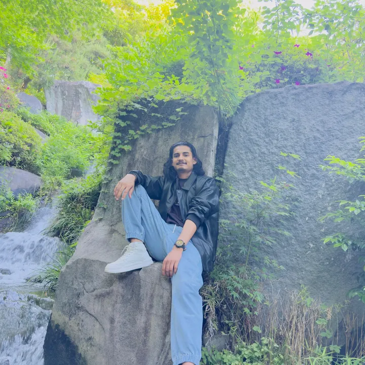 ABHISHEK BUDHATHOKI 🇳🇵🇯🇵