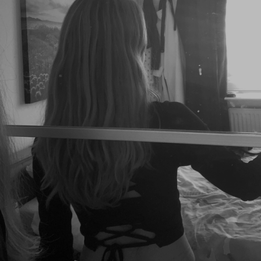 ꧁✯𝐒 𝐎 𝐏 𝐇 𝐈 𝐄ꨄ✯꧂