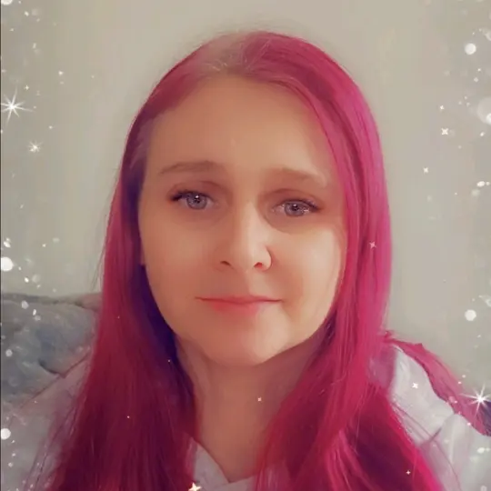 Sarah-lou whyte🦉🐧KitsArmy🐙