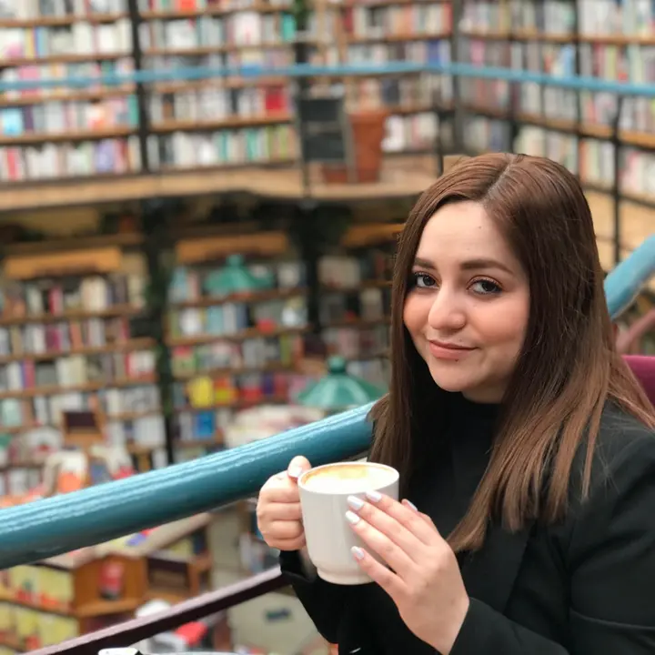 Iris Vanessa 📖📚