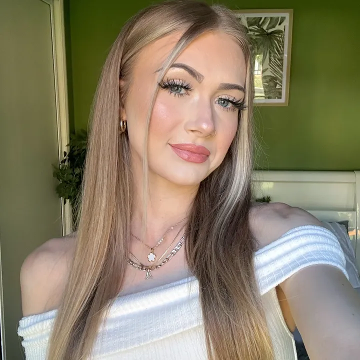 Ashleigh May