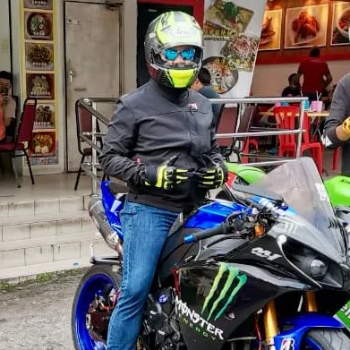 HelmiBoss79
